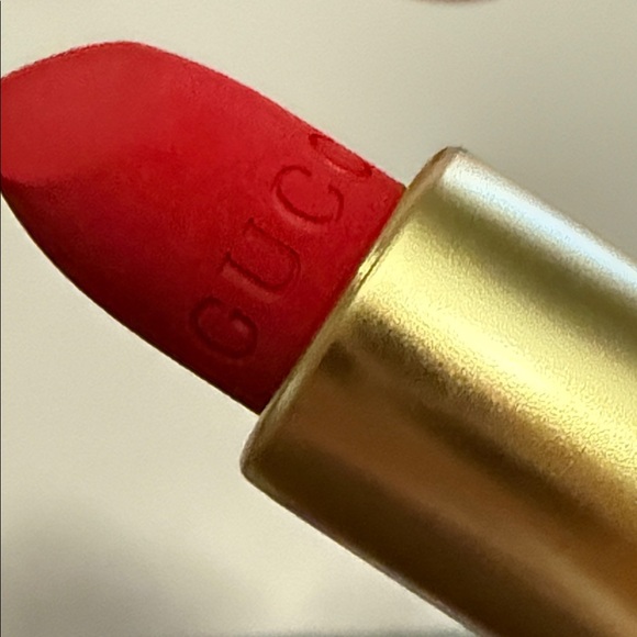 Gucci Rouge A LEVRES Mat Lip Colour - Golden Red - Picture 6 of 6